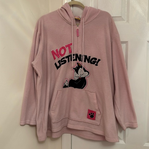 Looney Tunes Sweater - Picture 1 of 4